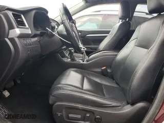 2017 Toyota Highlander XLE with VIN 5TDJZRFH4HS462890, listed as a Copart auction lot 48842515 with 136,303 mi miles and Salvage Title. Bid and sale history available at carsss.com. Image 7.
