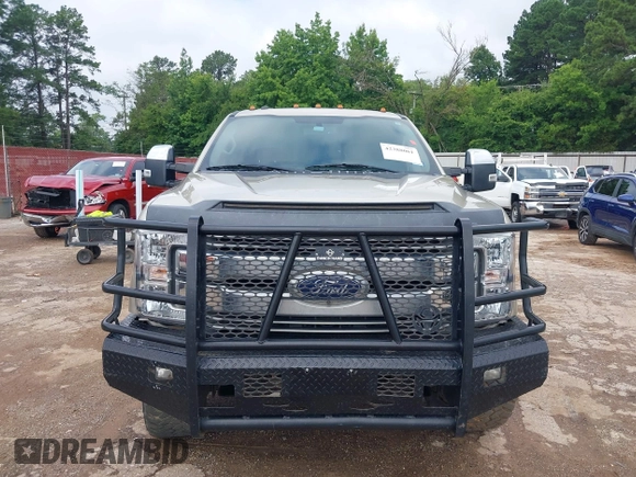 2018 Ford F-250 XL with VIN 1FT7W2BTXJEB50640, listed as a IAAI auction lot 42388061 with 274,829 mi miles and . Bid and sale history available at DreamBid. Image 6.