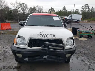 2000 Toyota Tundra SR5 with VIN 5TBBT4415YS052476, listed as a IAAI auction lot 41542124 with 273,045 mi miles. Bid and sale history available at carsss.com. Image 12.