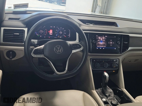 2023 Volkswagen Atlas SE с VIN 1V2HR2CA7PC526108, выставлен на аукционе IAAI как лот 42844449 с пробегом 38 696 миль миль и . История ставок и продаж доступна на DreamBid. Изображение 27.