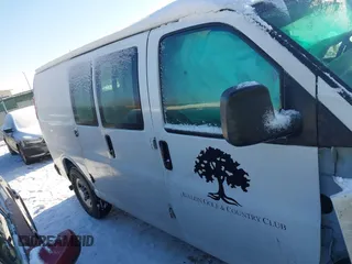 2018 Chevrolet Express Cargo Van with VIN 1GCWGAFG1J1195263, listed as a IAAI auction lot 41287882 with 71,475 mi miles. Bid and sale history available at carsss.com. Image 13.