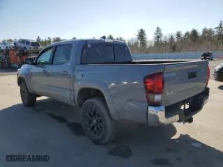 2020 Toyota Tacoma 4WD SR5 with VIN 3TMCZ5AN0LM358419, listed as a Copart auction lot 49226745 with 60,021 mi miles and Salvage Title. Bid and sale history available at carsss.com. Image 2.