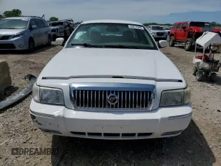 2008 Mercury Grand Marquis LS z VIN 2MEFM75V68X649535, wystawiony jako Copart lot #53817595 z przebiegiem 138 898 mil mil oraz Szkody całkowita. Historia ofert i sprzedaży dostępna na DreamBid. Obrazek 5.