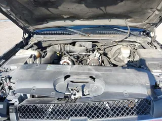 2005 Chevrolet Silverado 1500 with VIN 1GCEC14X25Z184256, listed as a IAAI auction lot 39455690 with 153,986 mi miles and . Bid and sale history available at DreamBid. Image 10.