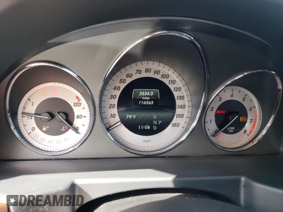 2015 Mercedes-Benz GLK 350 with VIN WDCGG8JB9FG417359, listed as a Copart auction lot 70762524 with 116,565 mi miles and Salvage Title. Bid and sale history available at DreamBid. Image 9.
