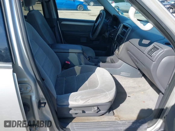 2004 Ford Explorer XLT с VIN 1FMZU73K54ZA82760, выставлен на аукционе IAAI как лот 41892647 с пробегом 193 470 миль миль и . История ставок и продаж доступна на DreamBid. Изображение 5.