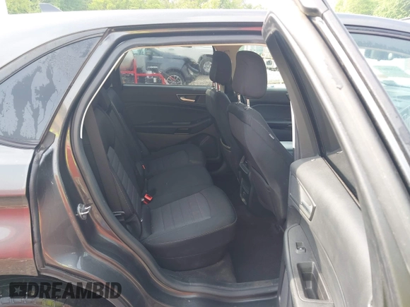 2020 Ford Edge SE z VIN 2FMPK3G97LBA25233, wystawiony jako IAAI lot #42240381 z przebiegiem 53 868 mil mil oraz . Historia ofert i sprzedaży dostępna na DreamBid. Obrazek 8.
