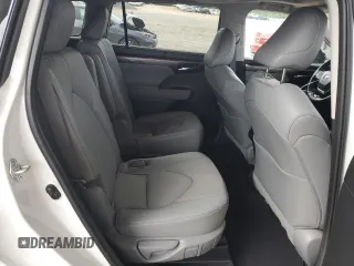 2023 Toyota Highlander L with VIN 5TDKDRAH0PS039765, listed as a Copart auction lot 59381995 with 29,982 mi miles and Salvage title. Bid and sale history available at DreamBid. Image 10.