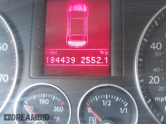 2005 Volkswagen Jetta 2.5L with VIN 3VWDF71K75M605160, listed as a IAAI auction lot 41624273 with 184,439 mi miles and . Bid and sale history available at DreamBid. Image 15.