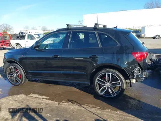 2017 Audi SQ5 Premium Plus with VIN WA1CCAFP1HA014262, listed as a IAAI auction lot 41554674 with 27,506 mi miles. Bid and sale history available at carsss.com. Image 15.