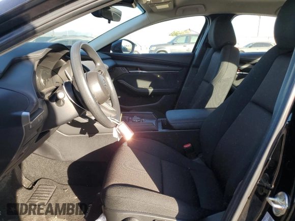 2022 Mazda 3 2.0 with VIN 3MZBPAA75NM306750, listed as a Copart auction lot 38586293 with 4,087 mi miles and . Bid and sale history available at DreamBid. Image 7.