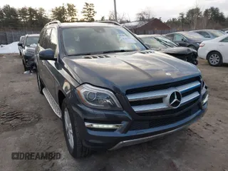 2013 Mercedes-Benz GL-Class GL 450 with VIN 4JGDF7CE3DA204335, listed as a IAAI auction lot 41411276 with 126,308 mi miles. Bid and sale history available at carsss.com. Image 1.