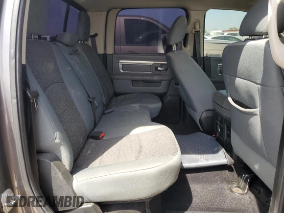 2017 Ram 1500 Lone Star Silver z VIN 1C6RR6LT0HS550800, wystawiony jako Copart lot #50610925 z przebiegiem 190 812 mil mil oraz Szkoda całkowita • Salvage title. Historia ofert i sprzedaży dostępna na DreamBid. Obrazek 10.
