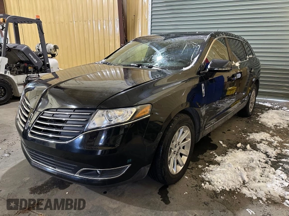 2017 Lincoln MKT with VIN 2LMHJ5NK3HBL01668, listed as a Copart auction lot 54481825 with 199,288 mi miles and Clean Title. Bid and sale history available at DreamBid. Image 2.