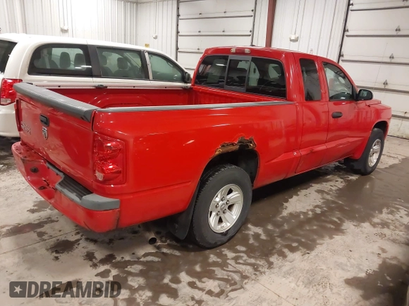 2008 Dodge Dakota SLT with VIN 1D7HW42K78S530057, listed as a IAAI auction lot 41175593 with 89,294 mi miles and . Bid and sale history available at carsss.com. Image 4.