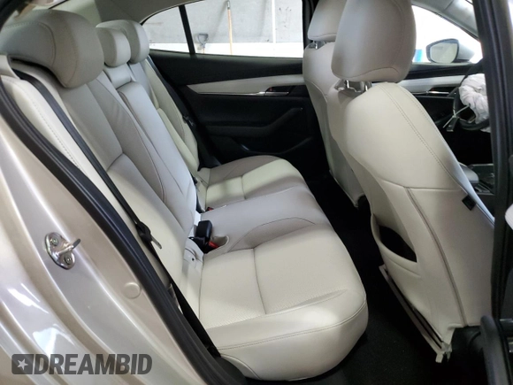 2022 Mazda 3 Premium with VIN 3MZBPADL3NM317206, listed as a Copart auction lot 76184724 with 24,134 mi miles and Salvage Title. Bid and sale history available at DreamBid. Image 10.