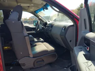 2006 Ford F-150 XLT with VIN 1FTPX14586FA51032, listed as a IAAI auction lot 42147294 with 193,824 mi miles. Bid and sale history available at carsss.com. Image 5.