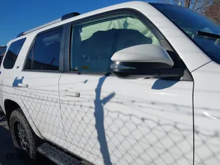 2019 Toyota 4Runner SR5 with VIN JTEBU5JR2K5641997, listed as a IAAI auction lot 41282350 with 102,476 mi miles. Bid and sale history available at carsss.com. Image 13.