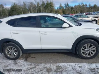 2016 Hyundai Tucson SE with VIN KM8J3CA44GU254260, listed as a IAAI auction lot 41328567 with 124,554 mi miles. Bid and sale history available at carsss.com. Image 14.