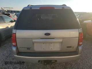 2004 Ford Explorer XLT z VIN 1FMZU73WX4ZA98942, wystawiony jako Copart lot #85046544 z przebiegiem 108 909 mil mil oraz Szkoda całkowita • Salvage title. Historia ofert i sprzedaży dostępna na DreamBid. Obrazek 6.