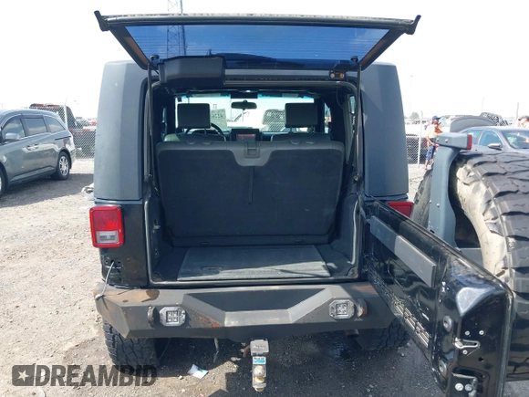 2008 Jeep Wrangler X with VIN 1J4FA24138L521983, listed as a IAAI auction lot 42263960 with 113,971 mi miles and . Bid and sale history available at DreamBid. Image 17.