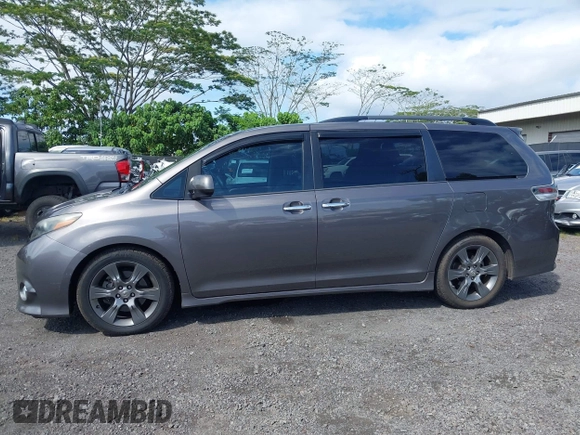 2016 Toyota Sienna SE with VIN 5TDXK3DC9GS719995, listed as a IAAI auction lot 42421273 with 126,943 mi miles and . Bid and sale history available at DreamBid. Image 14.