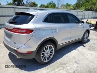 2016 Lincoln MKC Reserve z VIN 5LMCJ3C92GUJ31111, wystawiony jako Copart lot #56593495 z przebiegiem 28 507 mil mil oraz Czysty tytuł • Clean title. Historia ofert i sprzedaży dostępna na DreamBid. Obrazek 3.