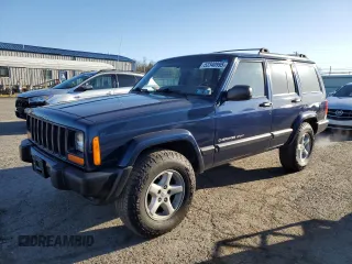 2001 Jeep Cherokee Sport with VIN 1J4FF48S61L617340, listed as a Copart auction lot 52340995 with 210,256 mi miles and Clean Title. Bid and sale history available at carsss.com. Image 1.