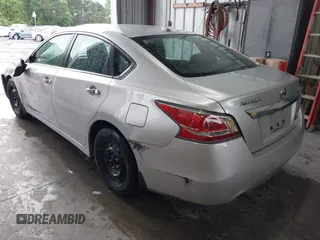 2014 Nissan Altima 2.5 S with VIN 1N4AL3AP7EC186074, listed as a IAAI auction lot 41983257 with 103,396 mi miles. Bid and sale history available at carsss.com. Image 3.
