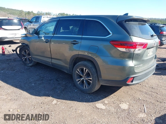 2019 Toyota Highlander LE with VIN 5TDZZRFH2KS291289, listed as a IAAI auction lot 41561219 with 125,744 mi miles and . Bid and sale history available at DreamBid. Image 3.