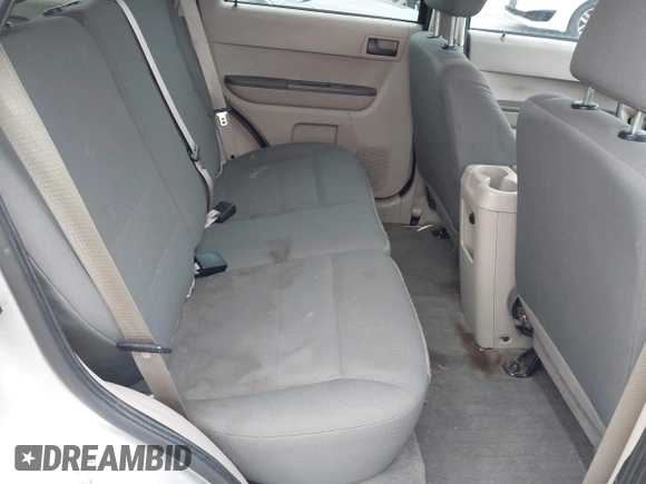 2010 Ford Escape XLS с VIN 1FMCU0C75AKB62752, выставлен на аукционе IAAI как лот 41962316 с пробегом 159 942 миль миль и . История ставок и продаж доступна на DreamBid. Изображение 8.