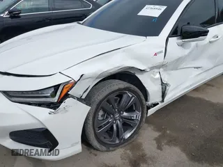 2022 Acura TLX w/A-Spec Package with VIN 19UUB5F59NA001954, listed as a IAAI auction lot 42368946 with 25,685 mi miles and . Bid and sale history available at DreamBid. Image 6.