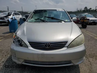 2006 Toyota Camry STD z VIN 4T1BE32K76U115783, wystawiony jako Copart lot #59911675 z przebiegiem 99 981 mil mil oraz Szkoda całkowita • Salvage title. Historia ofert i sprzedaży dostępna na DreamBid. Obrazek 5.