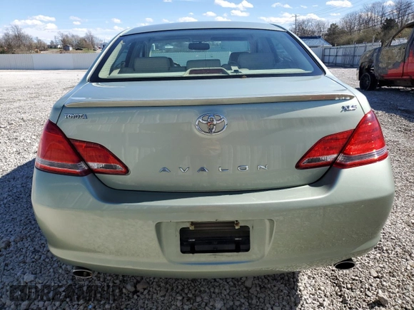 2005 Toyota Avalon XL with VIN 4T1BK36B15U037227, listed as a Copart auction lot 50135005 with 136,489 mi miles and Salvage Title. Bid and sale history available at DreamBid. Image 6.