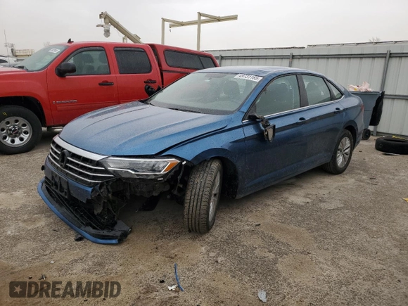 2020 Volkswagen Jetta S z VIN 3VWN57BU5LM101811, wystawiony jako Copart lot #49731165 z przebiegiem 90 634 mil mil oraz Szkoda całkowita • Salvage title. Historia ofert i sprzedaży dostępna na DreamBid. Obrazek 1.