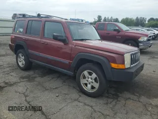 2007 Jeep Commander Sport with VIN 1J8HG48K17C702034, listed as a Copart auction lot 63183795 with 152,322 mi miles and Salvage title. Bid and sale history available at DreamBid. Image 4.