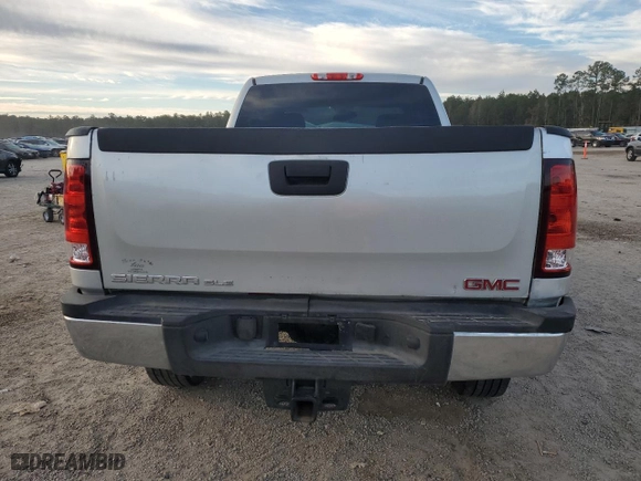 2011 GMC Sierra 2500HD SLE with VIN 1GT220CG9BZ394690, listed as a Copart auction lot 88148255 with 179,326 mi miles and Salvage Title. Bid and sale history available at carsss.com. Image 6.
