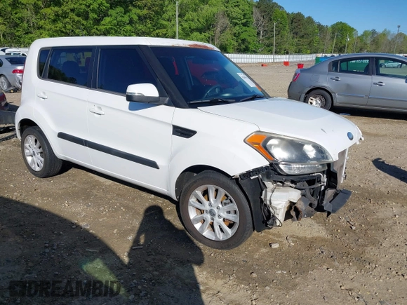 2013 Kia Soul + z VIN KNDJT2A69D7555715, wystawiony jako IAAI lot #42044741 z przebiegiem 127 326 mil mil oraz . Historia ofert i sprzedaży dostępna na DreamBid. Obrazek 1.