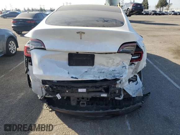 2021 Tesla Model Y Long Range with VIN 5YJYGDEE4MF204219, listed as a Copart auction lot 47429865 with 92,821 mi miles and Salvage Title. Bid and sale history available at DreamBid. Image 6.