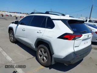 2022 Toyota RAV4 XLE with VIN 2T3W1RFV4NW233025, listed as a IAAI auction lot 42238717 with 39,156 mi miles and . Bid and sale history available at DreamBid. Image 3.