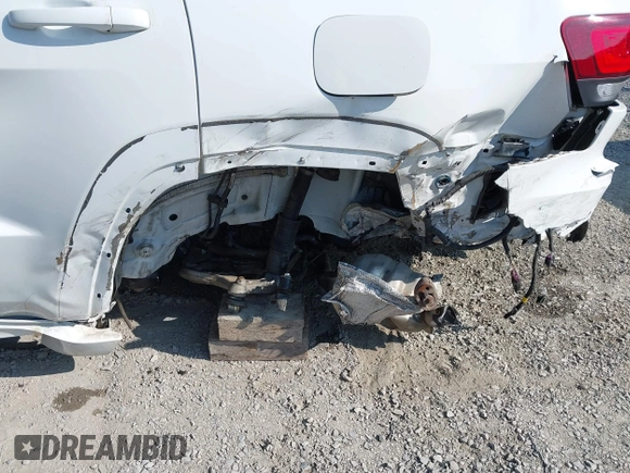 2021 Jeep Grand Cherokee Overland with VIN 1C4RJFCG3MC502165, listed as a IAAI auction lot 42404863 with 100,197 mi miles and . Bid and sale history available at DreamBid. Image 6.