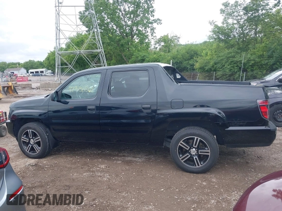 2013 Honda Ridgeline Sport with VIN 5FPYK1F73DB016232, listed as a IAAI auction lot 42330362 with 214,668 mi miles and . Bid and sale history available at DreamBid. Image 14.