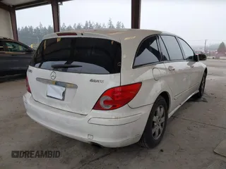 2006 Mercedes-Benz R 3.5L with VIN 4JGCB65E66A028785, listed as a IAAI auction lot 41880524 with 158,442 mi miles and . Bid and sale history available at DreamBid. Image 4.