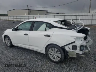 2024 Nissan Sentra S z VIN 3N1AB8BV0RY284418, wystawiony jako Copart lot #56838965 z przebiegiem 46 435 mil mil oraz Czysty tytuł • Clean title. Historia ofert i sprzedaży dostępna na DreamBid. Obrazek 2.