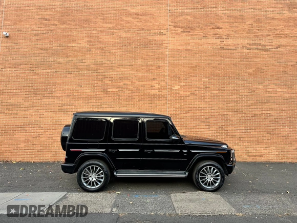 2023 Mercedes-Benz G 550 with VIN W1NYC6BJ8PX461153, listed as a Copart auction lot 80594484 with 15,655 mi miles and Non Repairable. Bid and sale history available at DreamBid. Image 5.