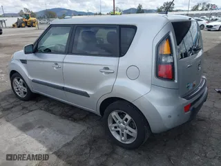 2011 Kia Soul + with VIN KNDJT2A22B7706579, listed as a IAAI auction lot 41921442 with 162,383 mi miles. Bid and sale history available at carsss.com. Image 3.