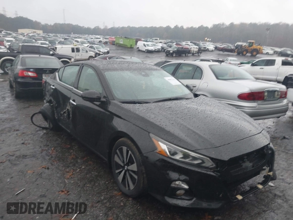 2019 Nissan Altima 2.5 SV with VIN 1N4BL4DV3KC143660, listed as a IAAI auction lot 40882186 with 112,610 mi miles. Bid and sale history available at carsss.com. Image 1.