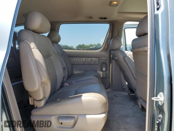 1998 Toyota Sienna LE with VIN 4T3ZF13C4WU064791, listed as a Copart auction lot 61411865 with 218,835 mi miles and Salvage title. Bid and sale history available at DreamBid. Image 11.