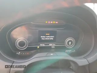 2020 Audi RS 3 z VIN WUABWGFF7LA905865, wystawiony jako Copart lot #74058024 z przebiegiem 7 414 mil mil oraz Nie do naprawy • Non repairable. Historia ofert i sprzedaży dostępna na DreamBid. Obrazek 9.
