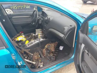 2009 Chevrolet Aveo 1LT with VIN KL1TD66E29B359012, listed as a IAAI auction lot 41944884 with 126,014 mi miles and . Bid and sale history available at DreamBid. Image 5.